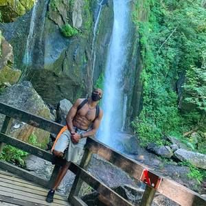 Meet your Posher, Tyrone